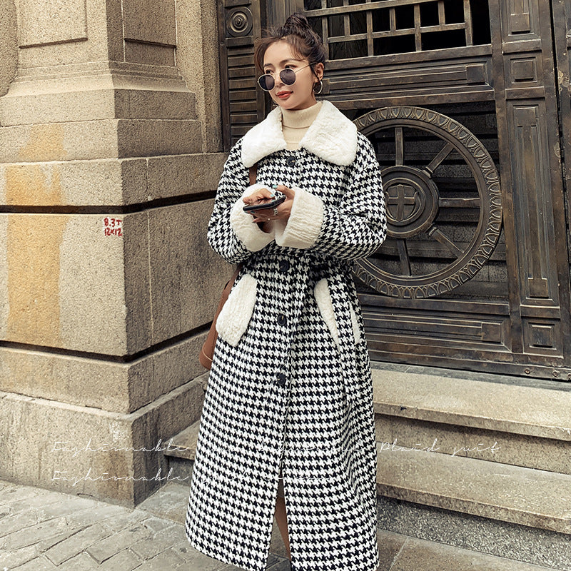 Women's Long Wool Coat with Square Collar for Winter