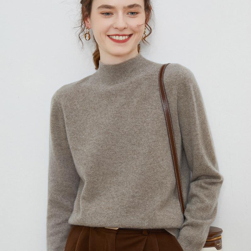 Women's Wool Pullover Sweater with Half-High Neck