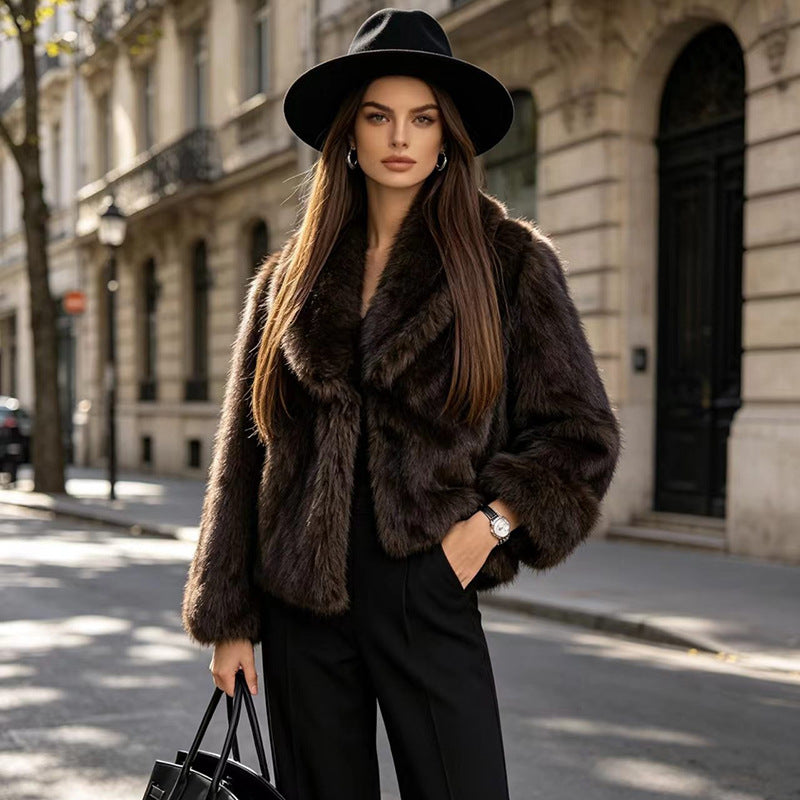 Women's Cropped Faux Fur Jacket - Stylish Winter Coat
