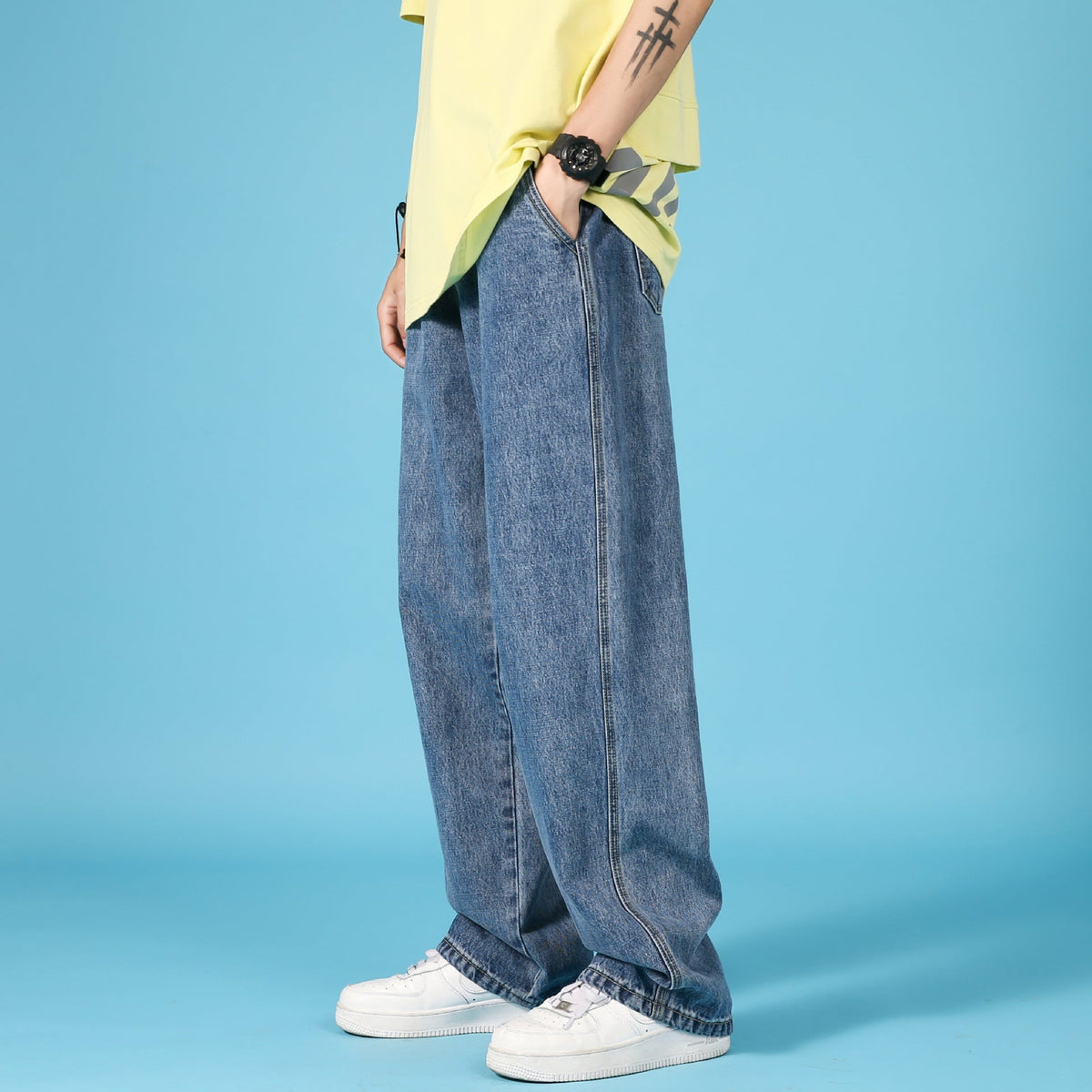 Men's Straight Leg Denim Jeans