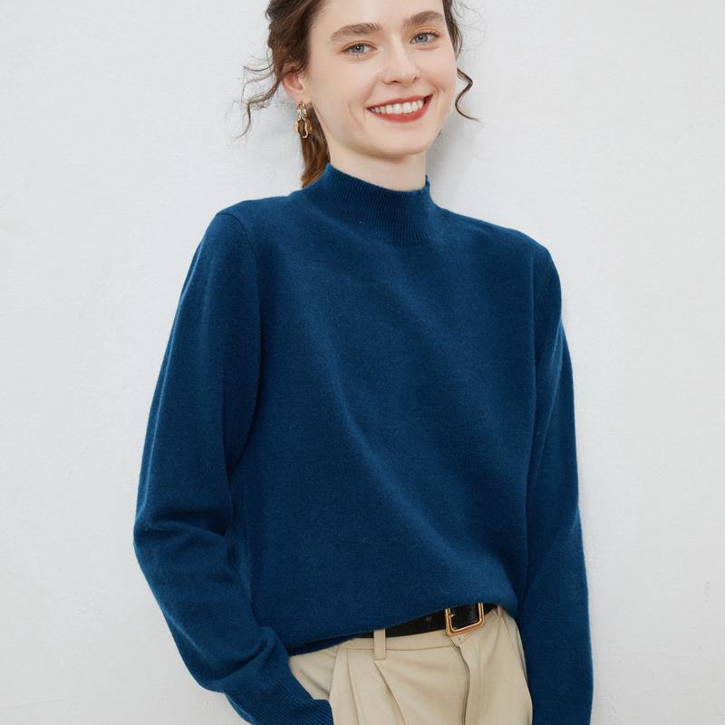 Women's Wool Pullover Sweater with Half-High Neck