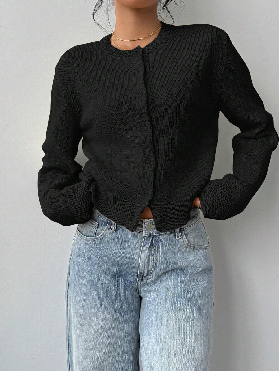 Women's Long Sleeved Knitted Cardigan