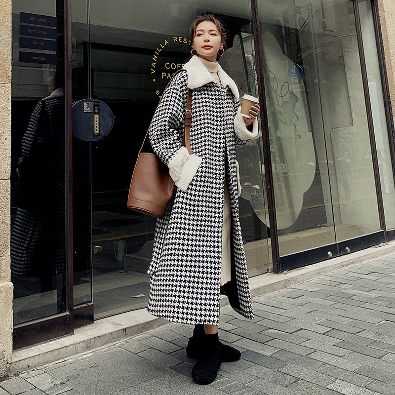 Women's Long Wool Coat with Square Collar for Winter