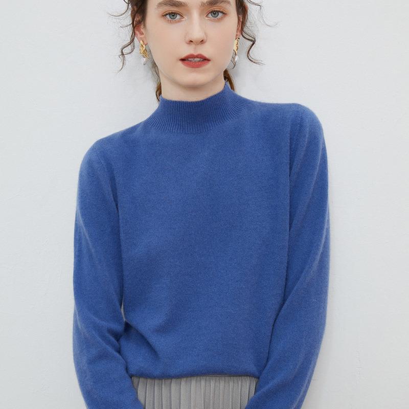 Women's Wool Pullover Sweater with Half-High Neck